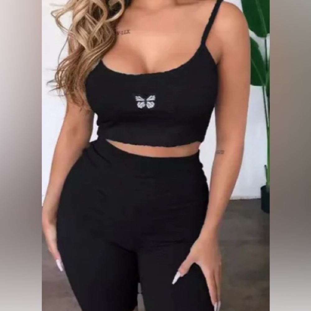 Butterfly Print Crop Top and Biker Shorts Set (B87) - Picture 4 of 5